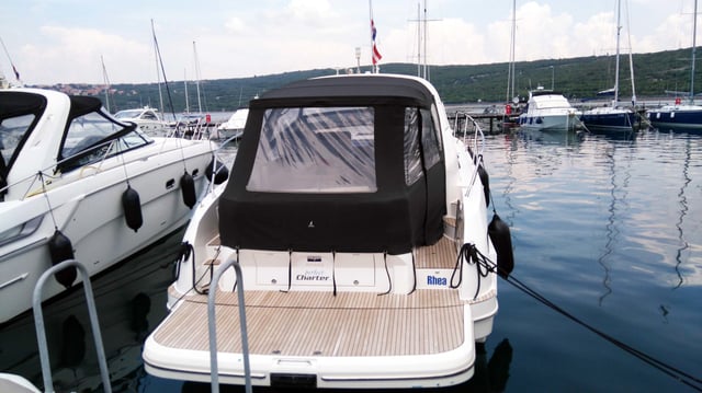 Rhea - Motor Yacht in Punat