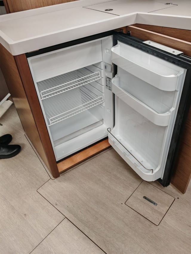 Aurora - Yelkenli içinde Vibo Marina