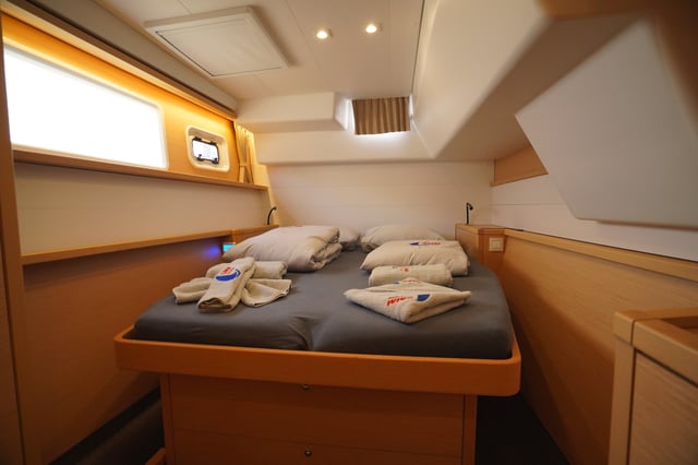 Big Dream - Katamaran içinde Sarıana