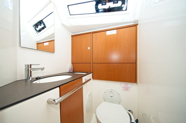 MH 78 - Yelkenli içinde Murter