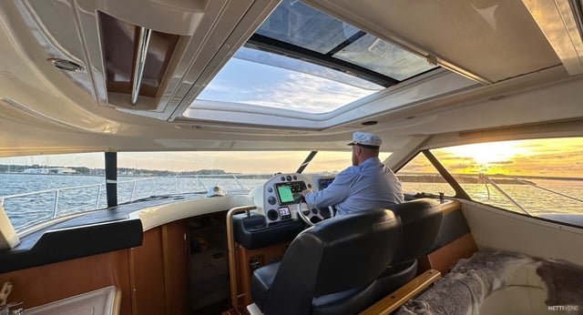 La Mouette - Motor Yat içinde Menton