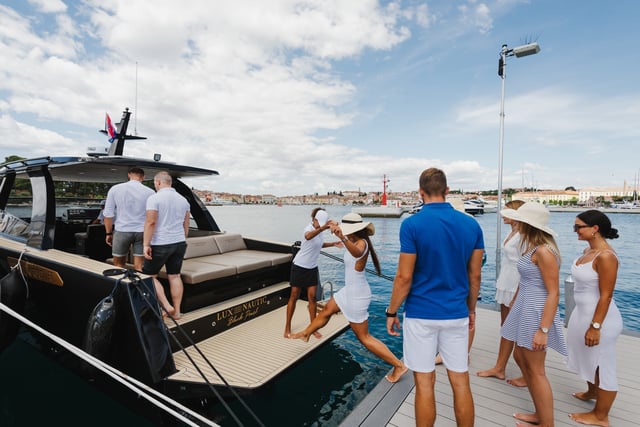 Black Pearl - Motor Yat içinde Rovinj