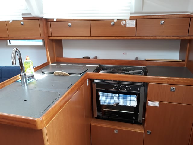 Mišac - Sailboat in Bibinje