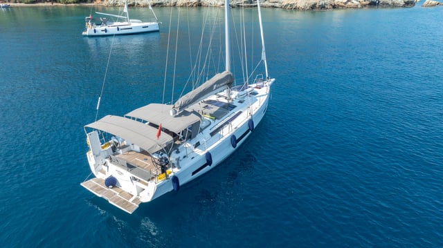 Pontika - Sailboat in Karagözler