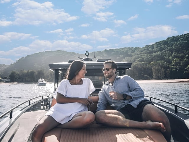 Voreus - Motor Yat içinde Mikonos