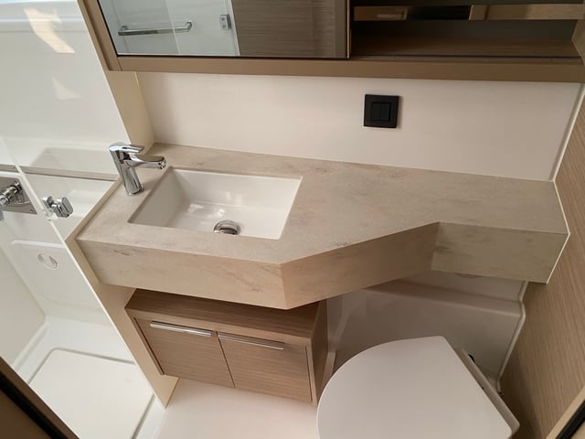 Hercules - Katamaran içinde Olbia