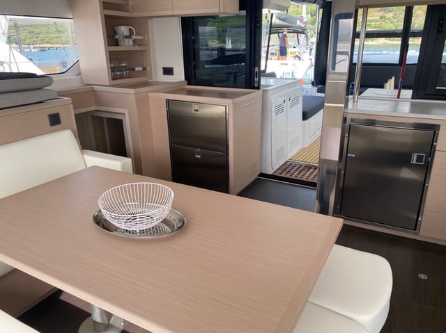 Cresta Bianca - Katamaran içinde Olbia