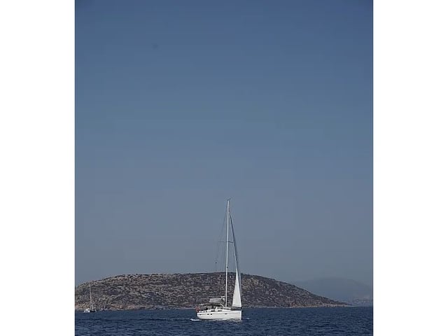 Apollon - Yelkenli içinde Alimos