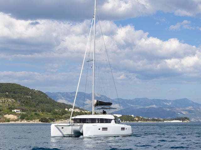 AVENTUS - Catamaran in Split