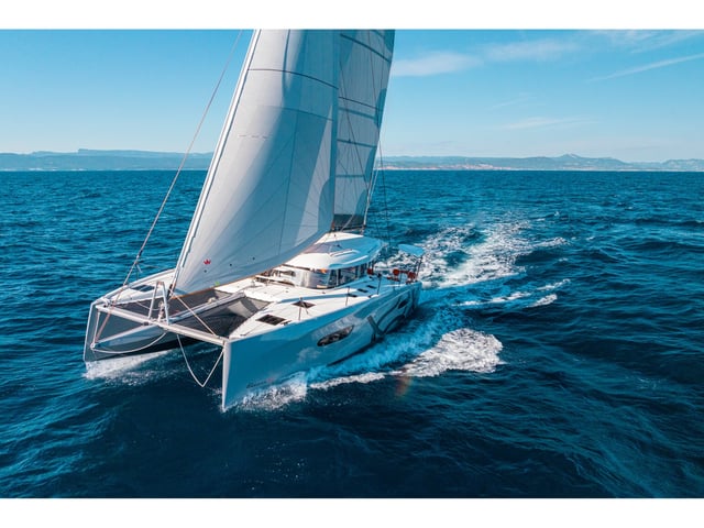 AQUILA - Catamaran in Lefkada