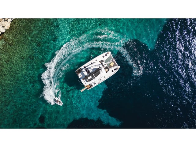SOLANA - Catamaran in Lefkada
