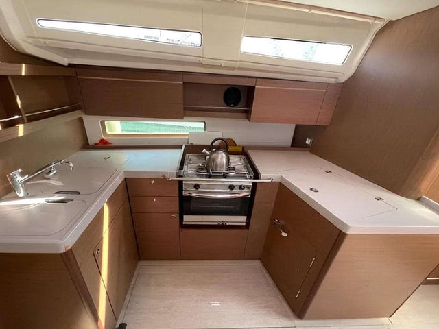 ALMA LIBRE VII - Yelkenli içinde Lefkada