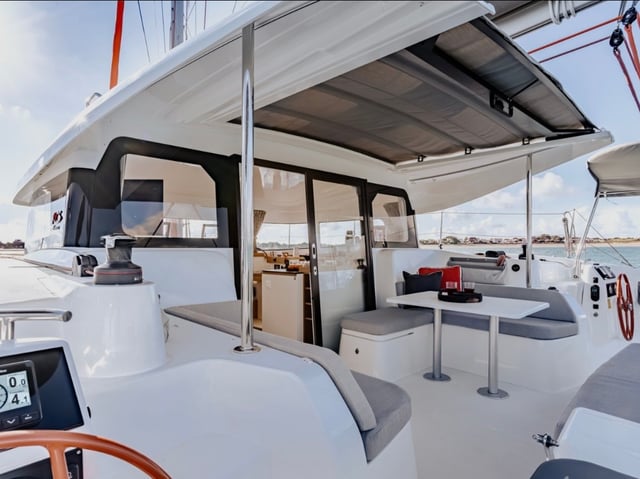 Prestige Line - Katamaran içinde Lefkada