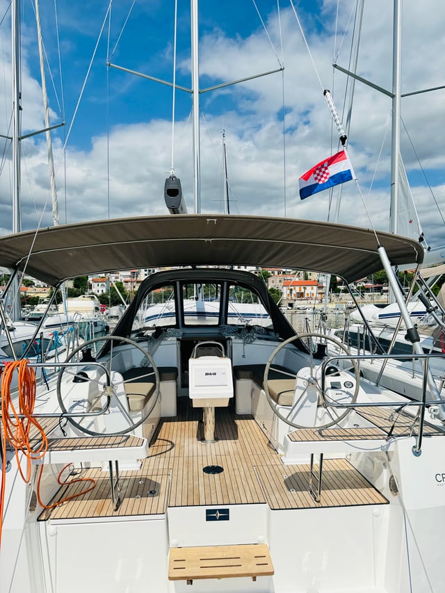 Popaj - Yelkenli içinde Novi Vinodolski