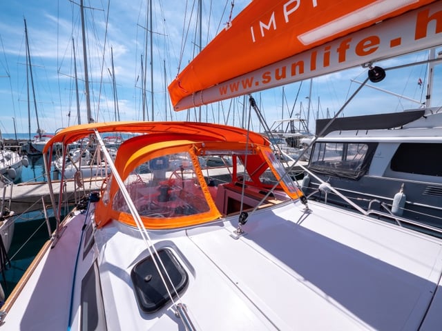 FUNKY - Yelkenli içinde Split