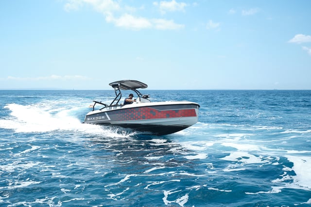 Mistral - Motor Yat içinde Eivissa