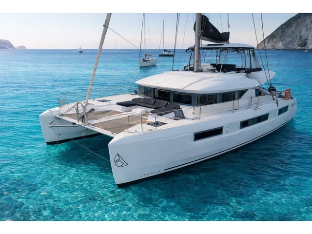 Titti - Catamaran in Nettuno