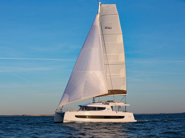 KEEP CALM - Catamaran in Città metropolitana di Messina