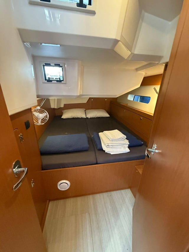 Bavaria C46 - Yelkenli içinde Lavrio