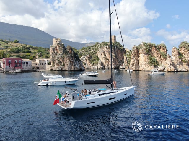 Premium - Sailboat in Castellammare del Golfo