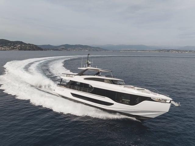 First Horizon - Motor Yacht in Šibenik