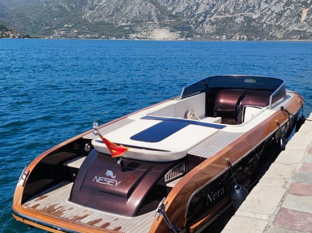 Nera - Motor Yat içinde Kudelstaart