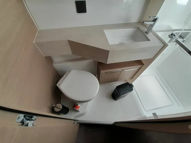 Lagoon 46 ALEXANDRA - Catamaran in Alimos