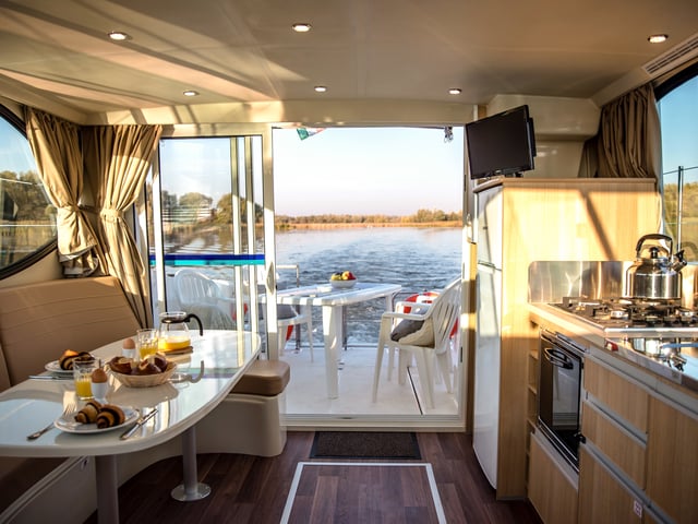 Cruiser Premium 6/8 Pers. - Motor Yat içinde Grez-Neuville