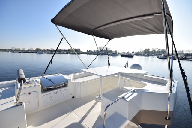 Cruiser Premium+ 8/10 Pers. - Motor Yacht in Kerkdriel